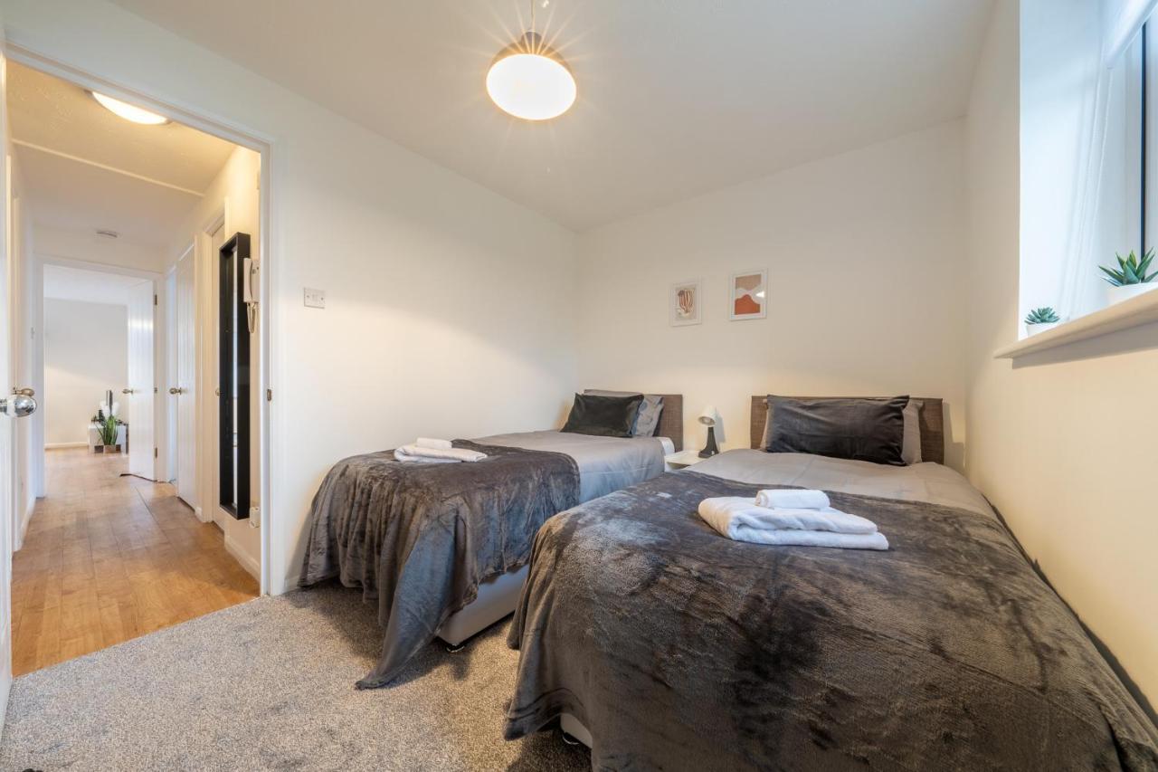 Luxury 2 Bed Apartment Stansted Airport Bishops Stortford Bishop's Stortford Kültér fotó