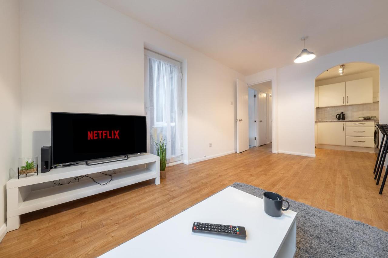 Luxury 2 Bed Apartment Stansted Airport Bishops Stortford Bishop's Stortford Kültér fotó